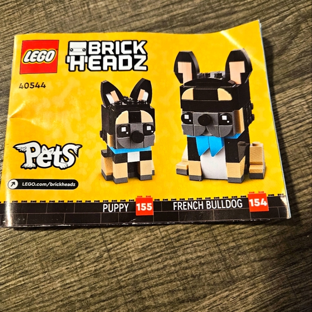 Legos Instruction Booklet: Brick Headz French Bulldog and Puppy